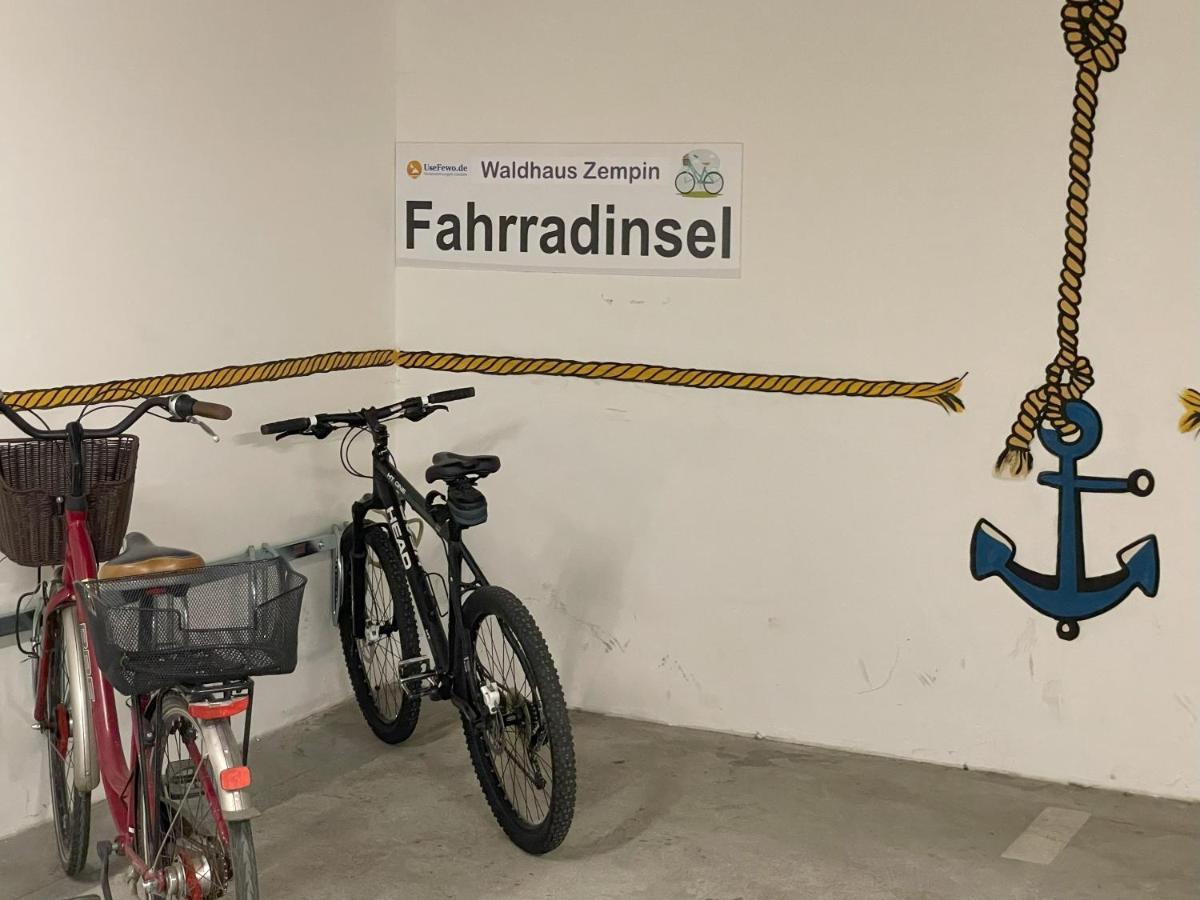 Ferienwohnung Sonnenblick Zempin Esterno foto